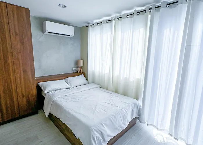 Aparthotel Warm And Cozy With Balcony 3*